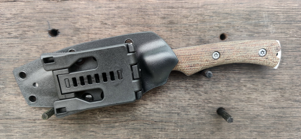 M390EDC_5.jpg